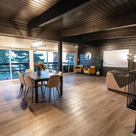 Updated Mountain Cabin Retreat With 180 Views Off Deck And Balcony Running Springs Exteriör bild